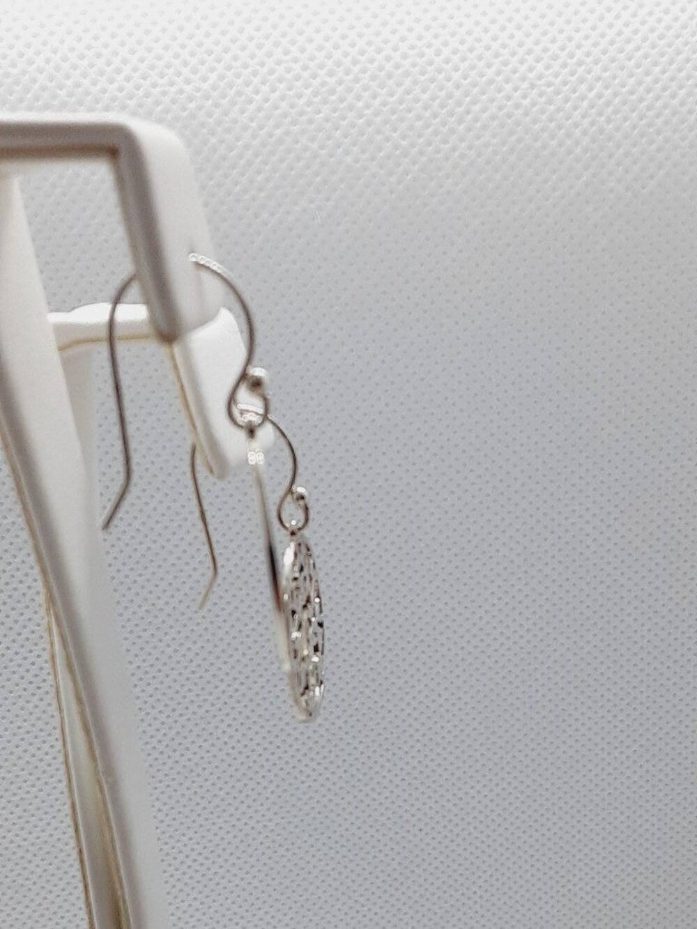 NEW Holly Yashi silver round cut-out earrings - Picture 9 of 12